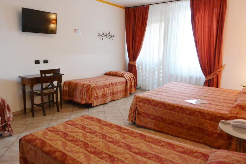 Hotel Ristorante Italia 3*